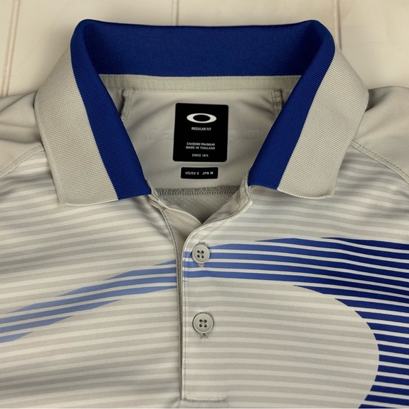 ⛳️ Mens Oakley Big Graphic Print Blue and Silver Golf Polo Shirt - Picture 3 of 6